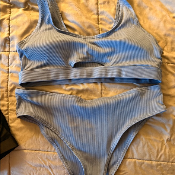 Stylish Gray-Blue Women's Bikini Set - Picture 2 of 4